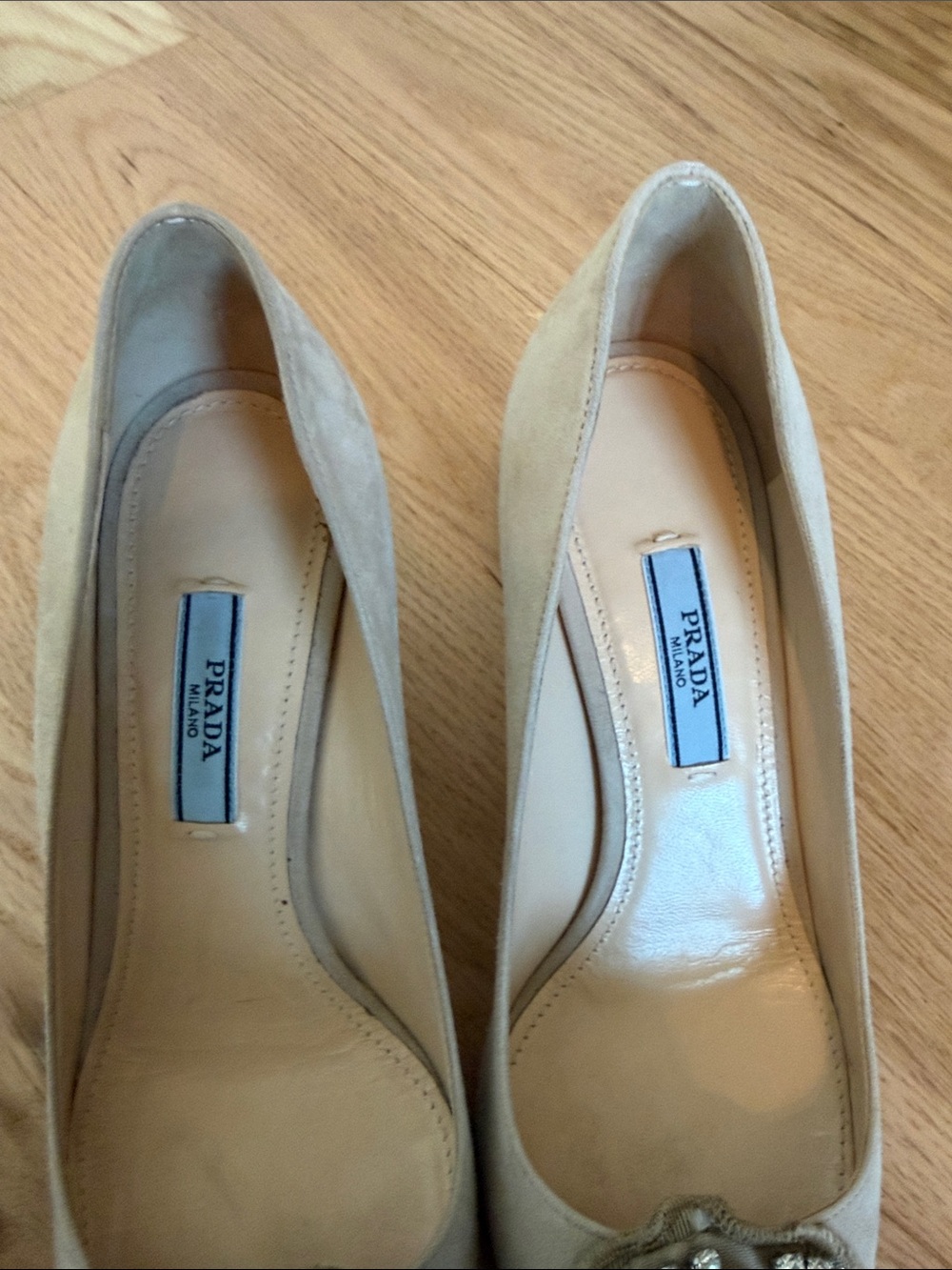 Prada Beige Suede Pointed-Toe Pumps with Amber Crystal Brooch - Picture 3 of 7